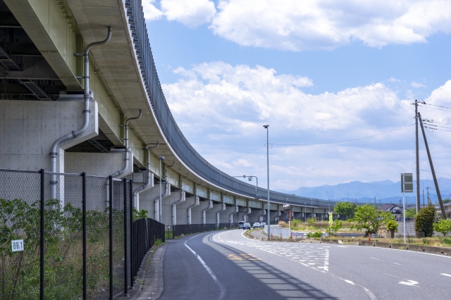圏央道・川島IC周辺の田んぼに巨大倉庫が建つ理由【都市計画の裏側と2つの開発手法】